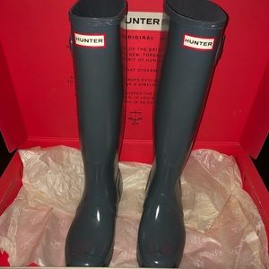 Hunter Tall Rain Boots in Dark Gray (Graphite)